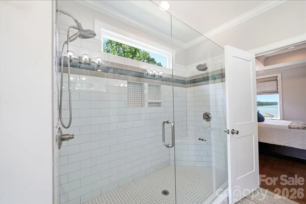 4293 Harbor Lane Sherrills Ford NC 28673