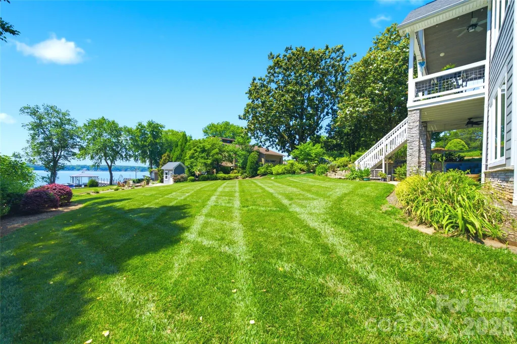 4293 Harbor Lane Sherrills Ford NC 28673