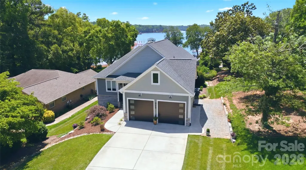 4293 Harbor Lane Sherrills Ford NC 28673