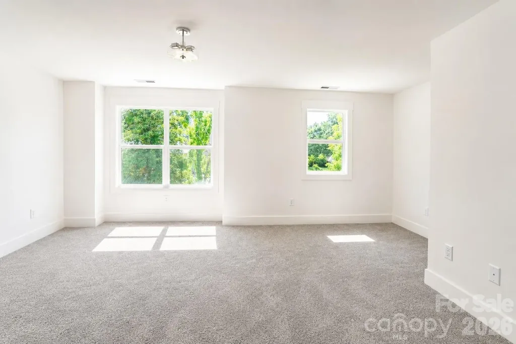 15 Bolton Street Asheville NC 28806