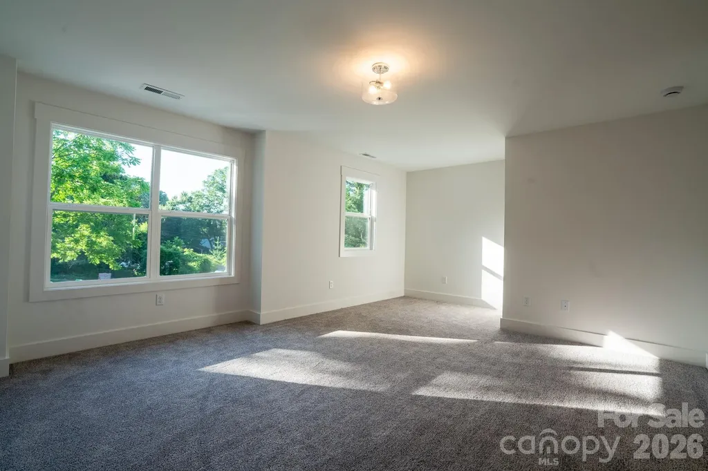 15 Bolton Street Asheville NC 28806