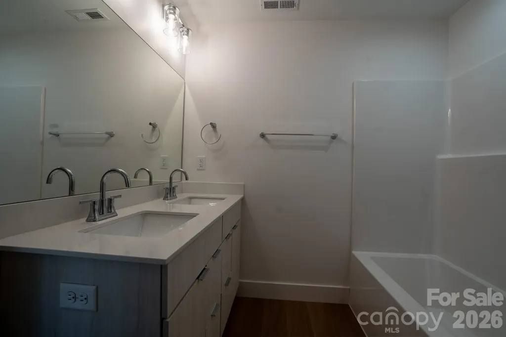 15 Bolton Street Asheville NC 28806