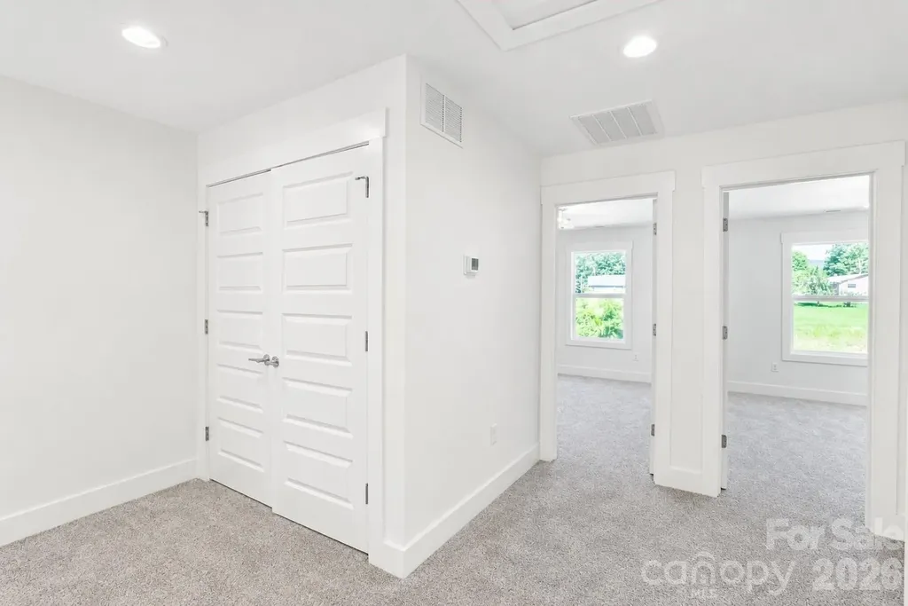 15 Bolton Street Asheville NC 28806