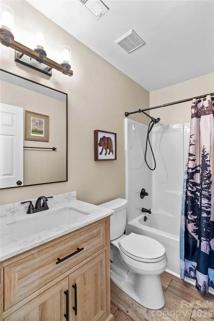 4425 Derbyshire Lane Matthews NC 28104
