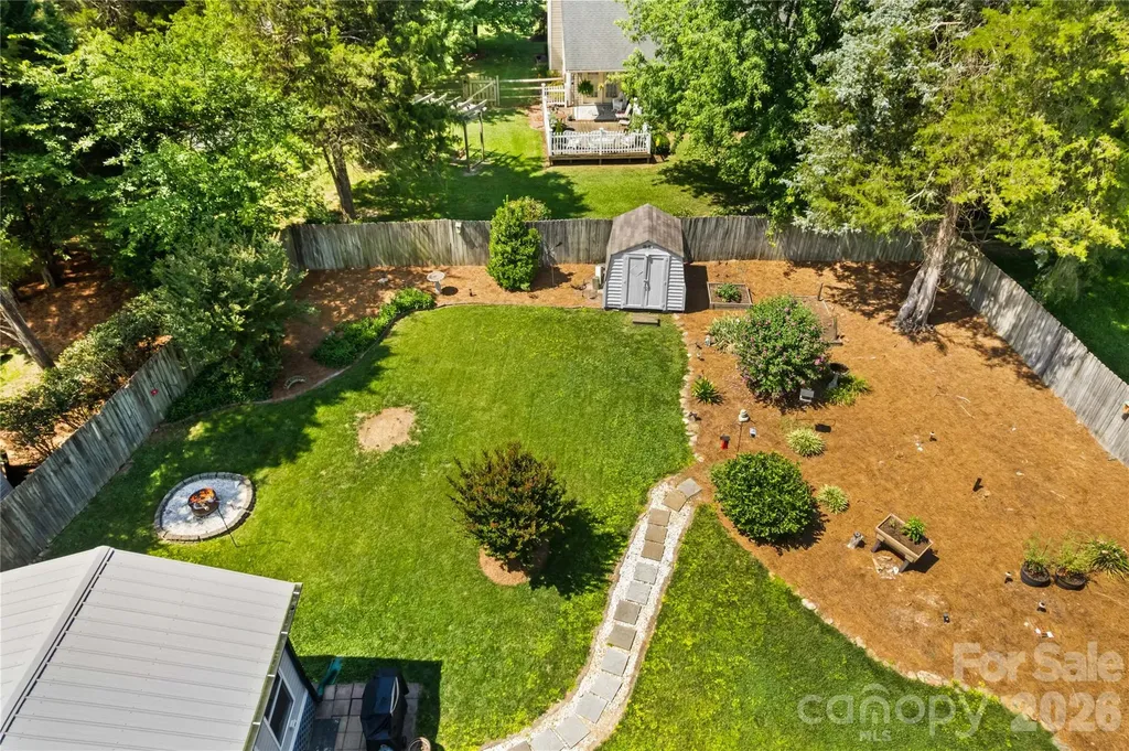 4425 Derbyshire Lane Matthews NC 28104