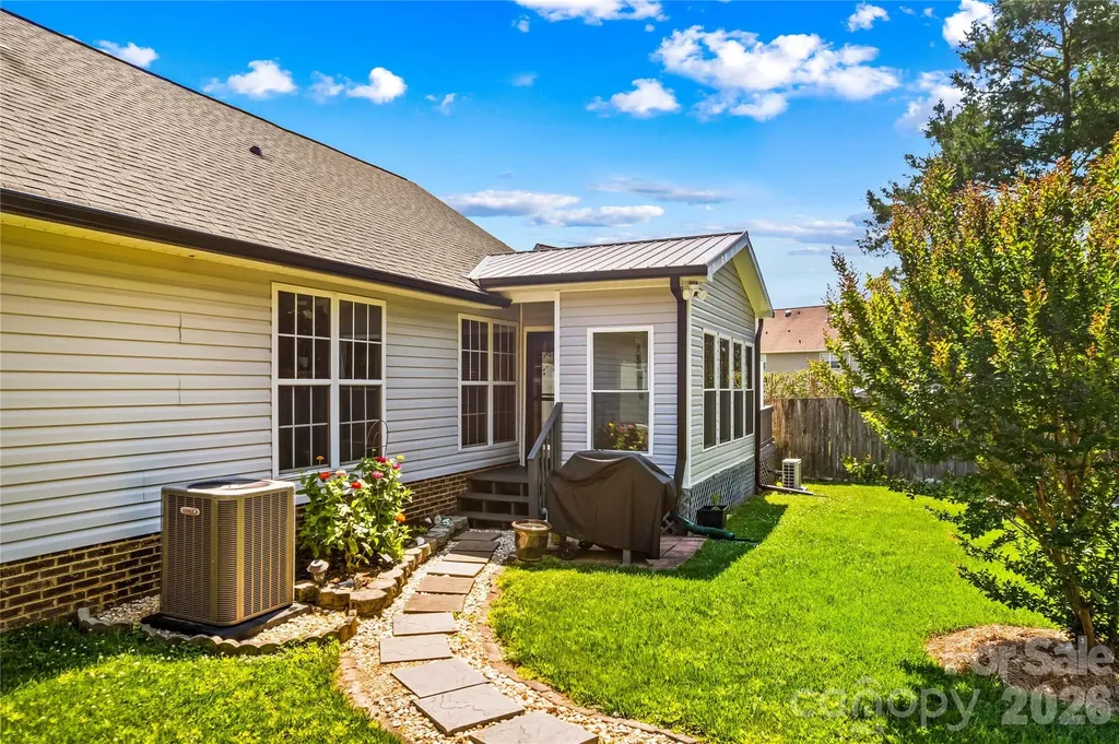 4425 Derbyshire Lane Matthews NC 28104