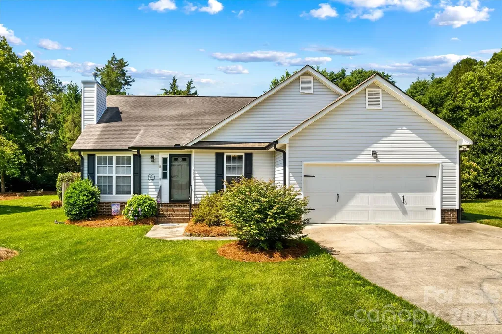 4425 Derbyshire Lane Matthews NC 28104