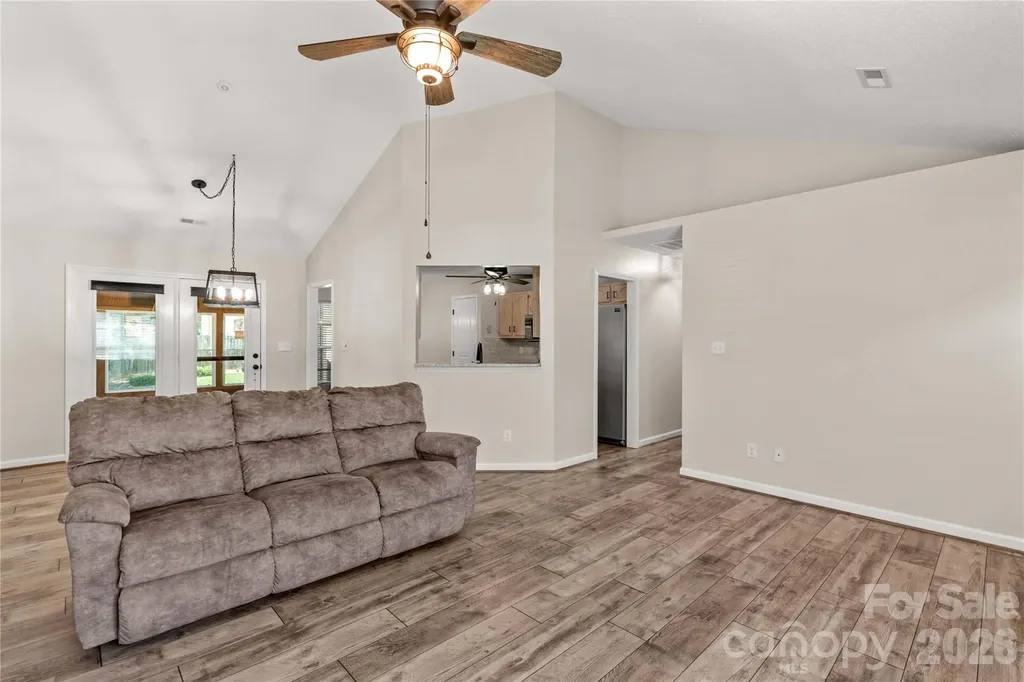 4425 Derbyshire Lane Matthews NC 28104