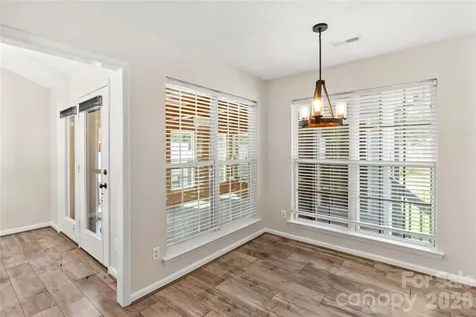 4425 Derbyshire Lane Matthews NC 28104