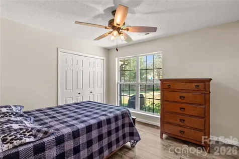 4425 Derbyshire Lane Matthews NC 28104