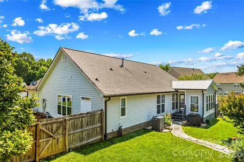 4425 Derbyshire Lane Matthews NC 28104