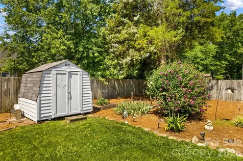 4425 Derbyshire Lane Matthews NC 28104
