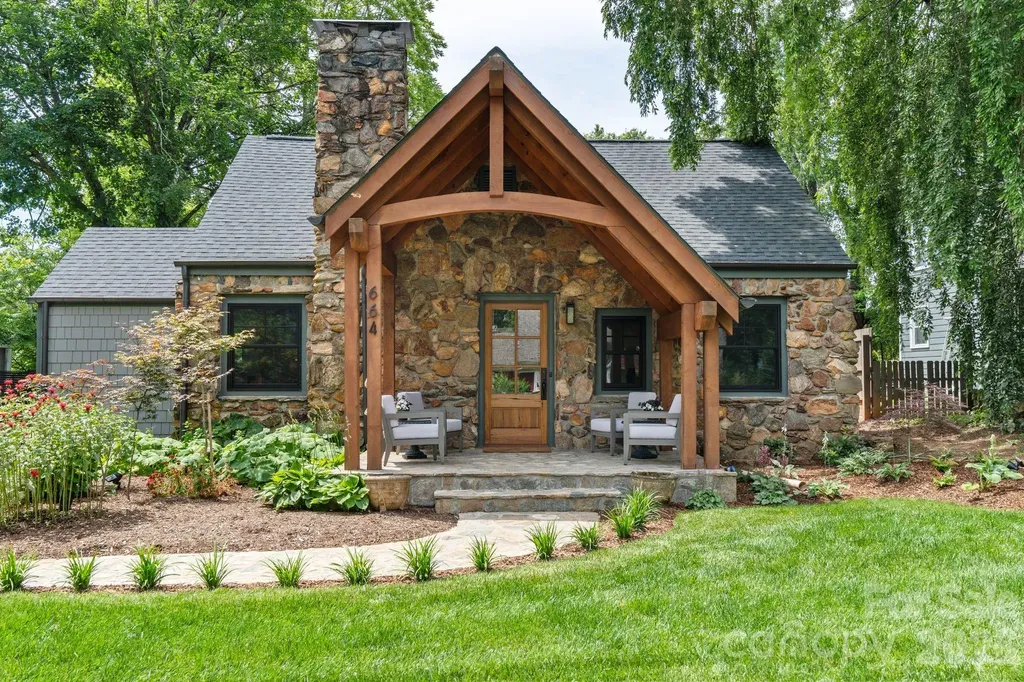 664 Lakeshore Drive Asheville NC 28804