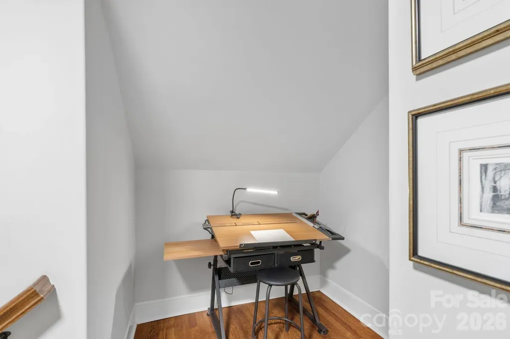 664 Lakeshore Drive Asheville NC 28804
