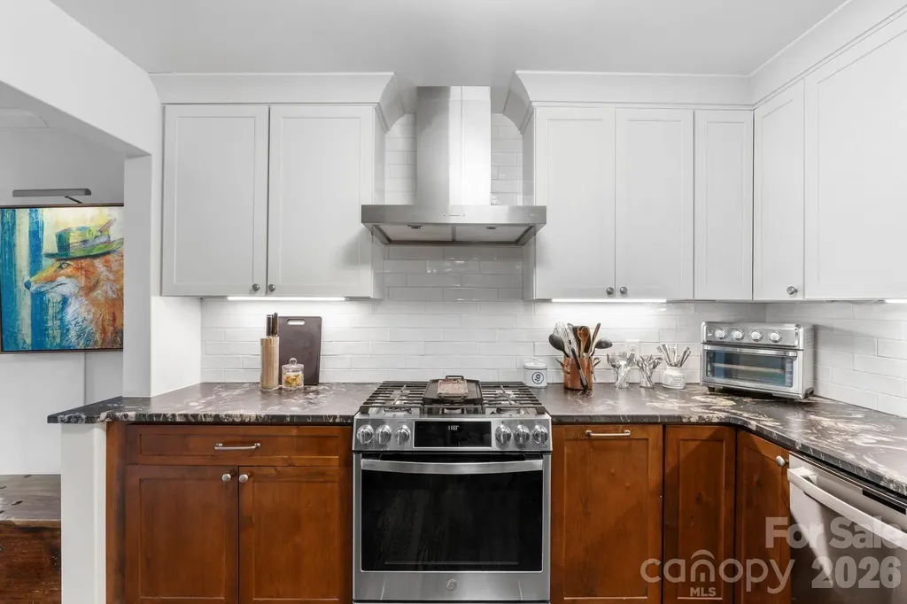 664 Lakeshore Drive Asheville NC 28804