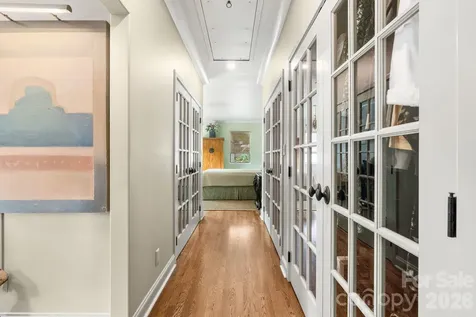 664 Lakeshore Drive Asheville NC 28804