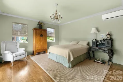 664 Lakeshore Drive Asheville NC 28804