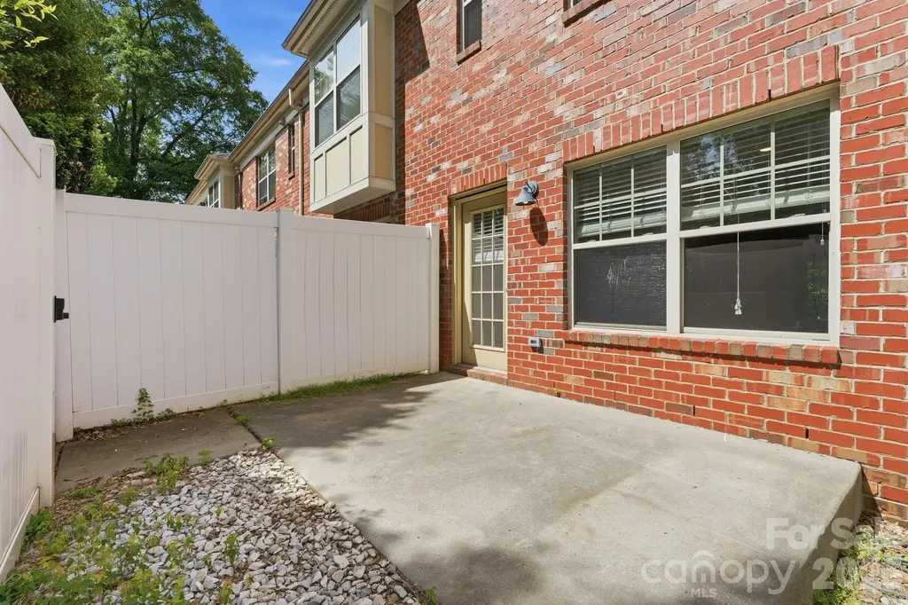 5306-5320 Park Road Charlotte NC 28209