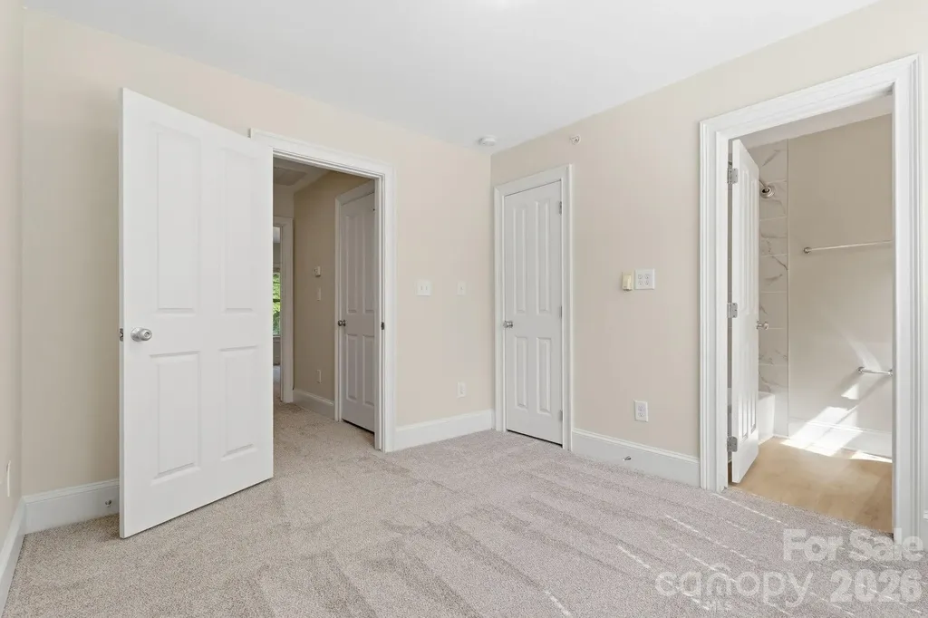 5306-5320 Park Road Charlotte NC 28209