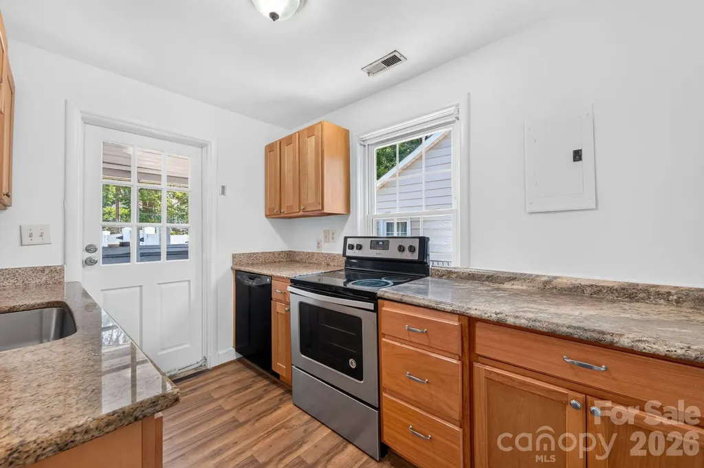 2113 Scott Avenue Charlotte NC 28203