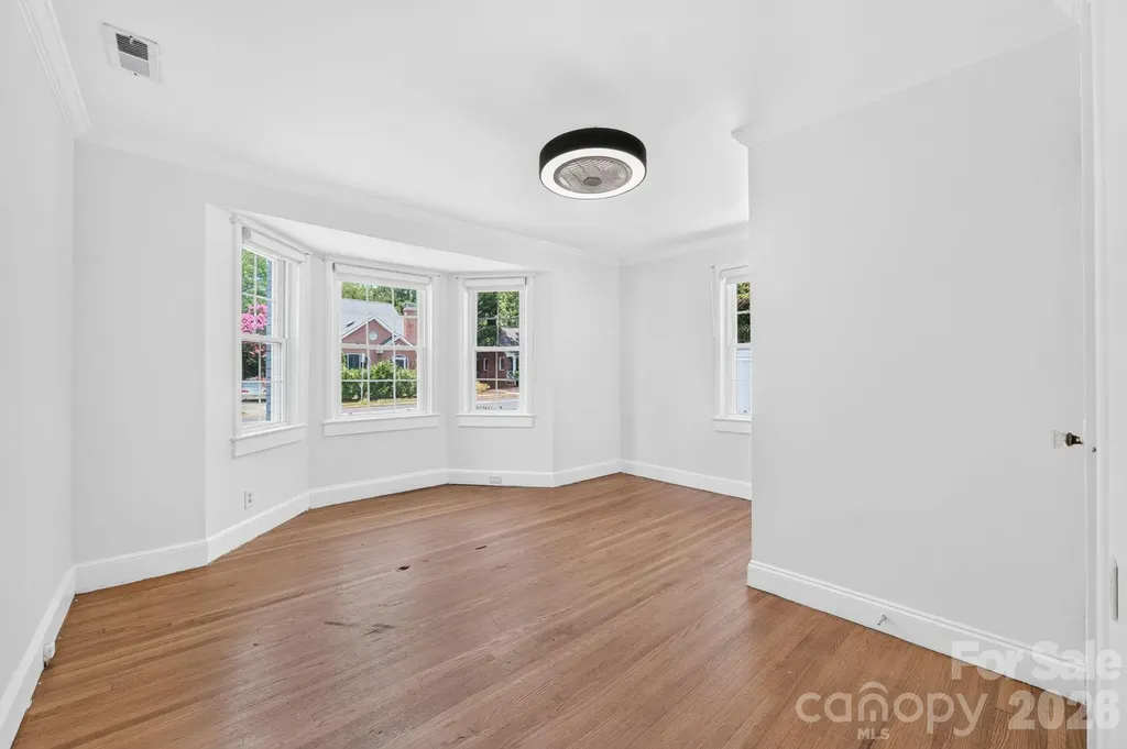 2113 Scott Avenue Charlotte NC 28203