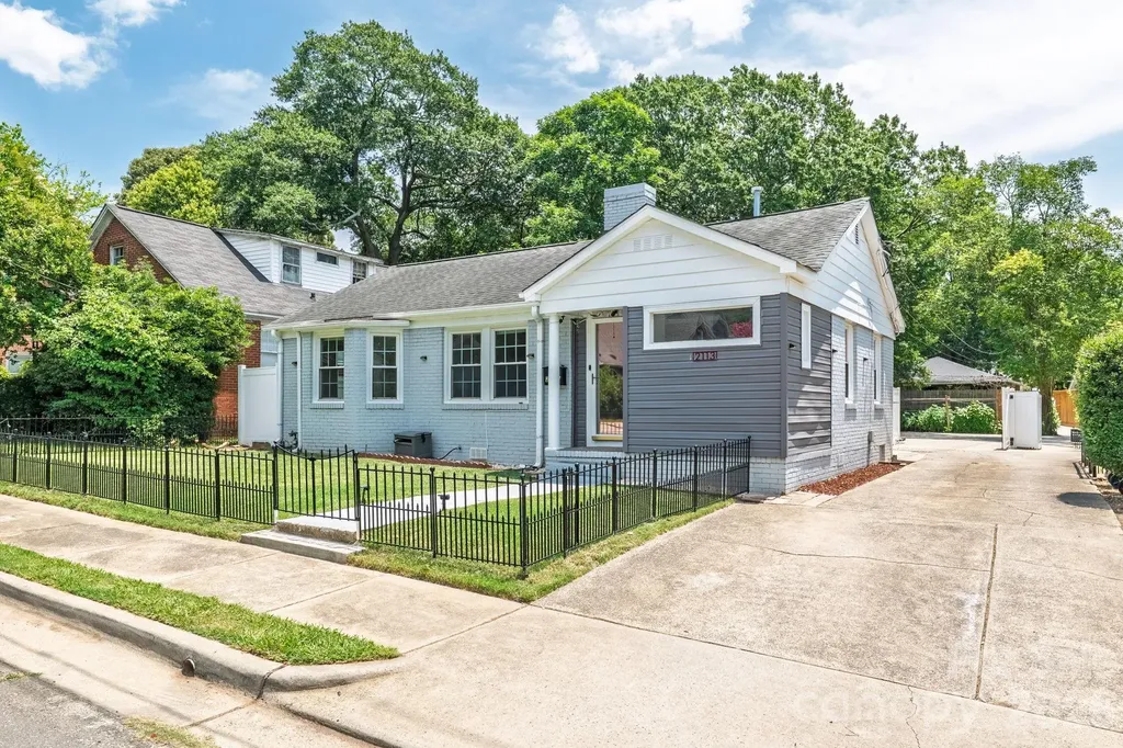 2113 Scott Avenue Charlotte NC 28203