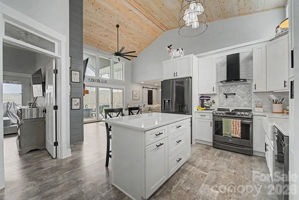 101 Mill Street Hayesville NC 28904