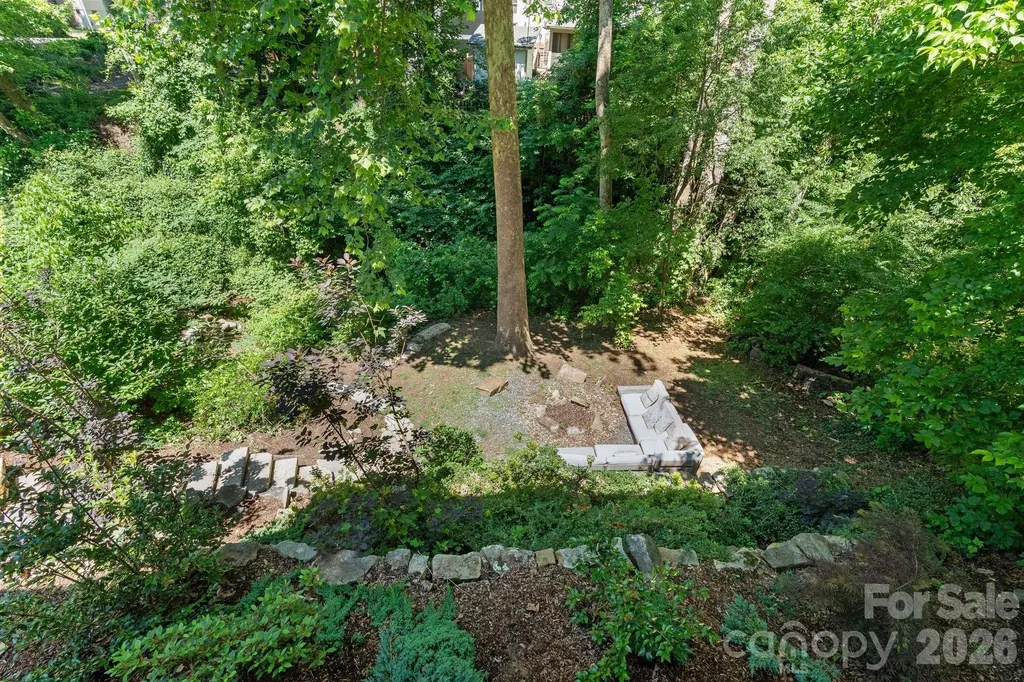 158 Simcoe Street Asheville NC 28806