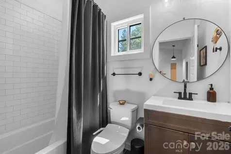 158 Simcoe Street Asheville NC 28806