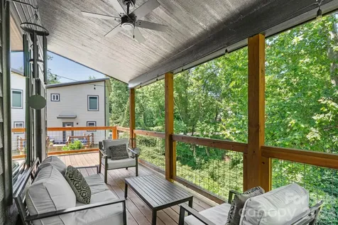 158 Simcoe Street Asheville NC 28806