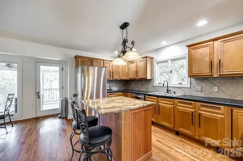1088 Palmyra Drive Tega Cay SC 29708