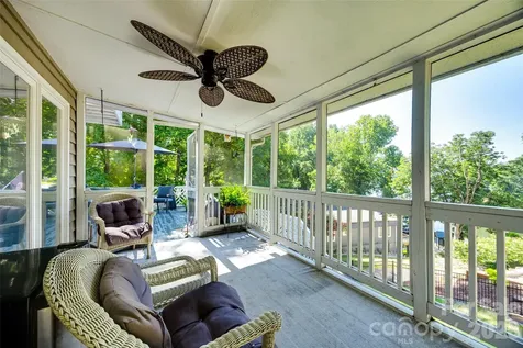 1088 Palmyra Drive Tega Cay SC 29708