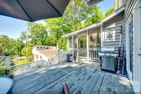1088 Palmyra Drive Tega Cay SC 29708