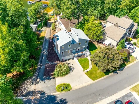 1088 Palmyra Drive Tega Cay SC 29708