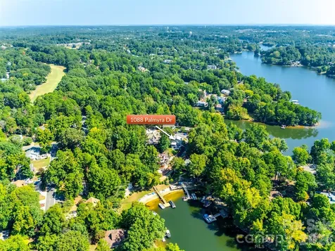 1088 Palmyra Drive Tega Cay SC 29708