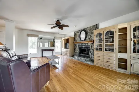 1088 Palmyra Drive Tega Cay SC 29708