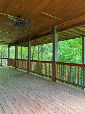 140 Falls Crossing Road Burnsville NC 28714