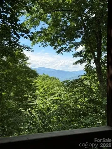 140 Falls Crossing Road Burnsville NC 28714