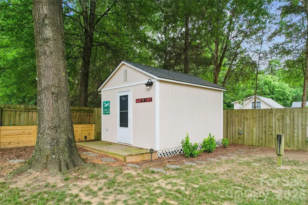 1438 Piney Church Road Concord NC 28025