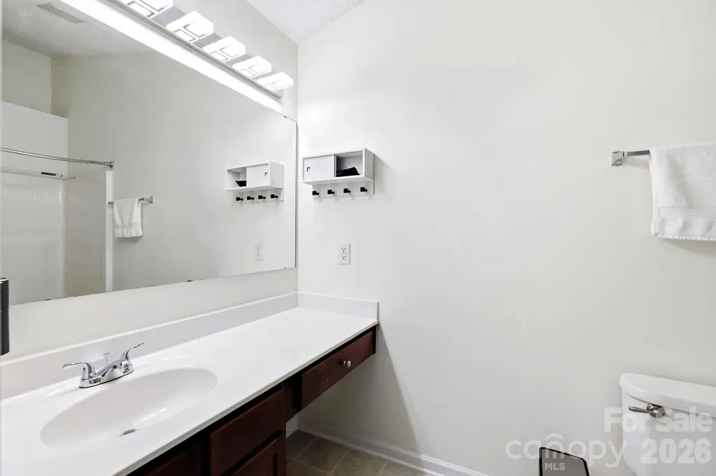8842 Gerren Court Charlotte NC 28217
