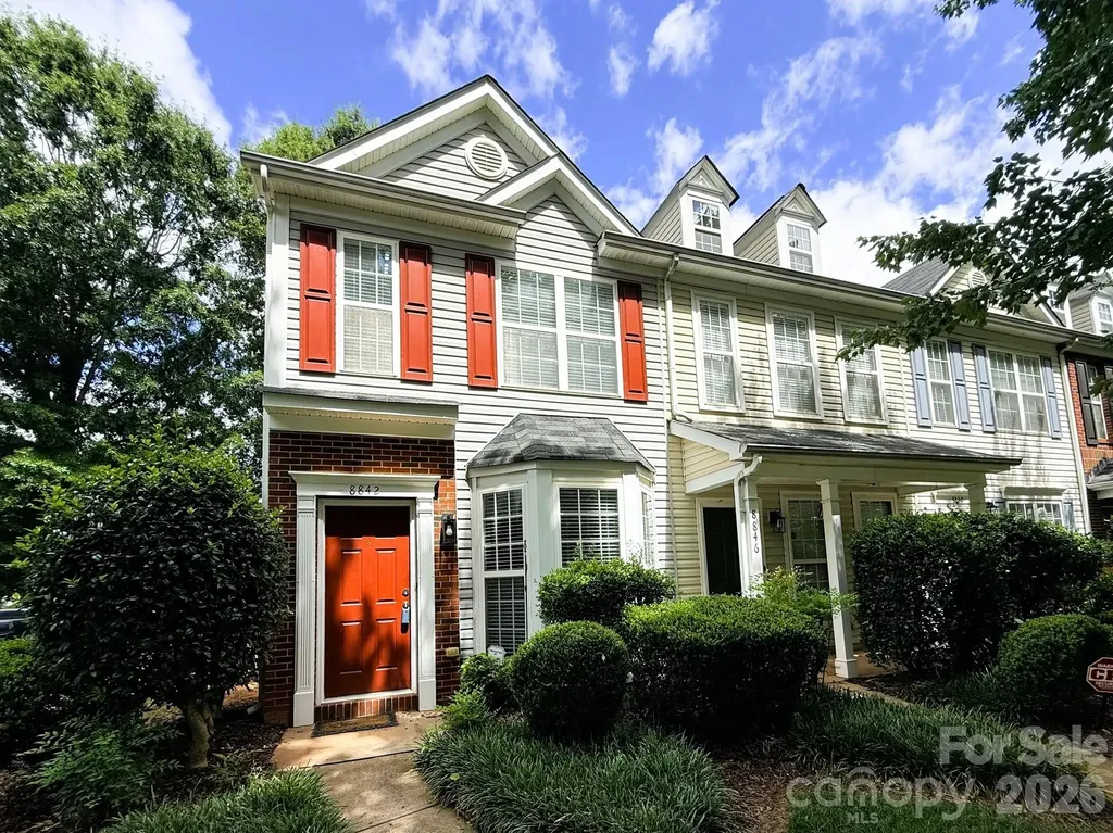 8842 Gerren Court Charlotte NC 28217
