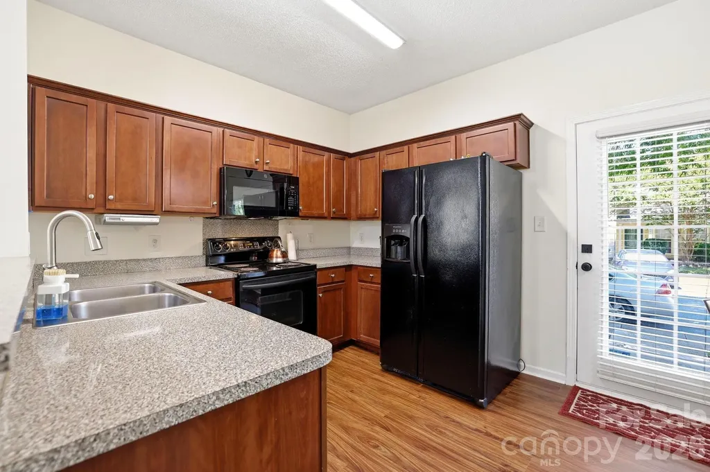 8842 Gerren Court Charlotte NC 28217