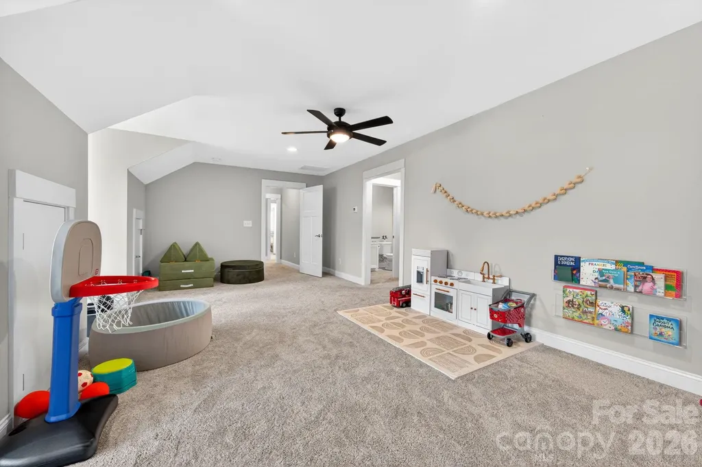 1824 Laveta Road Charlotte NC 28269