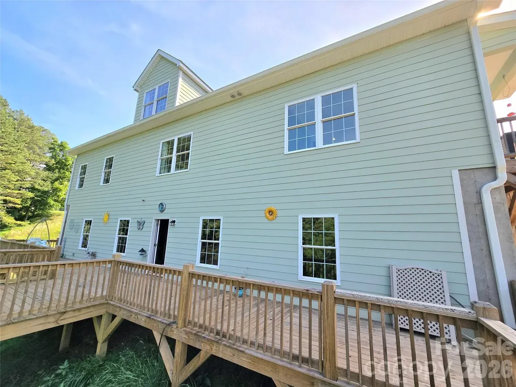 37 Justice Drive Leicester NC 28748