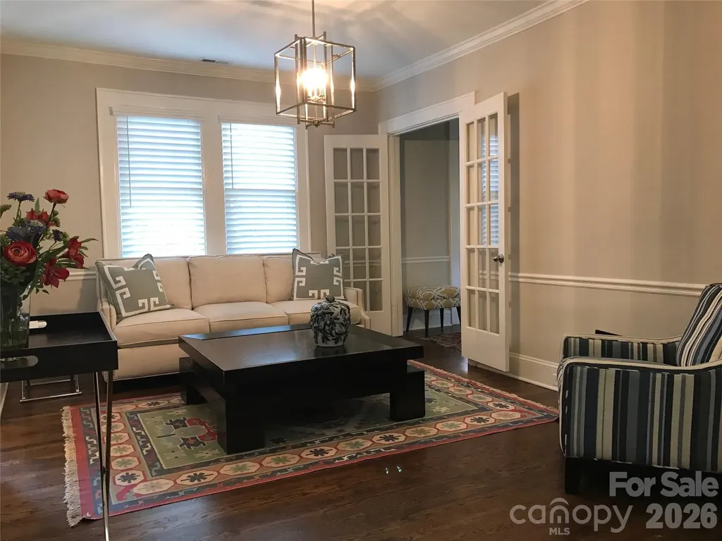 916 Bromley Road Charlotte NC 28207