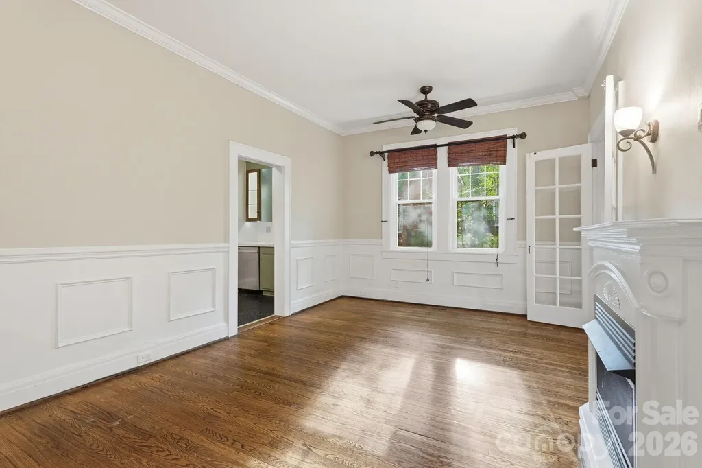 916 Bromley Road Charlotte NC 28207