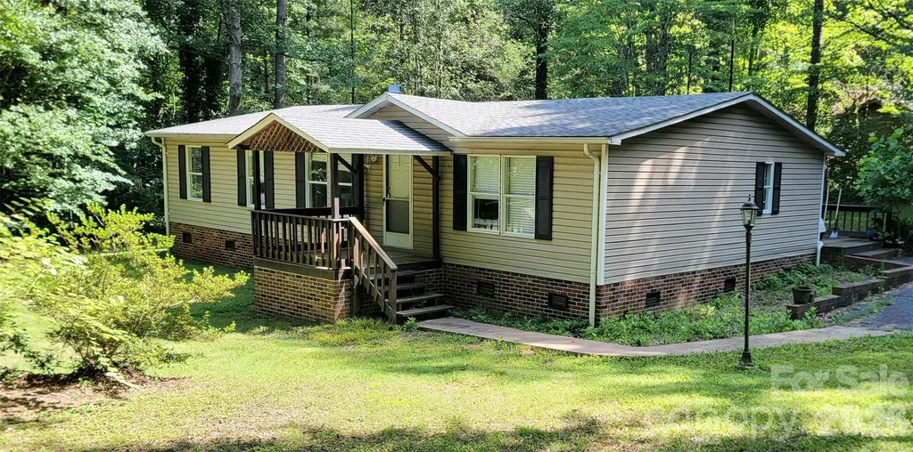 5992 Rest Home Road Claremont NC 28610