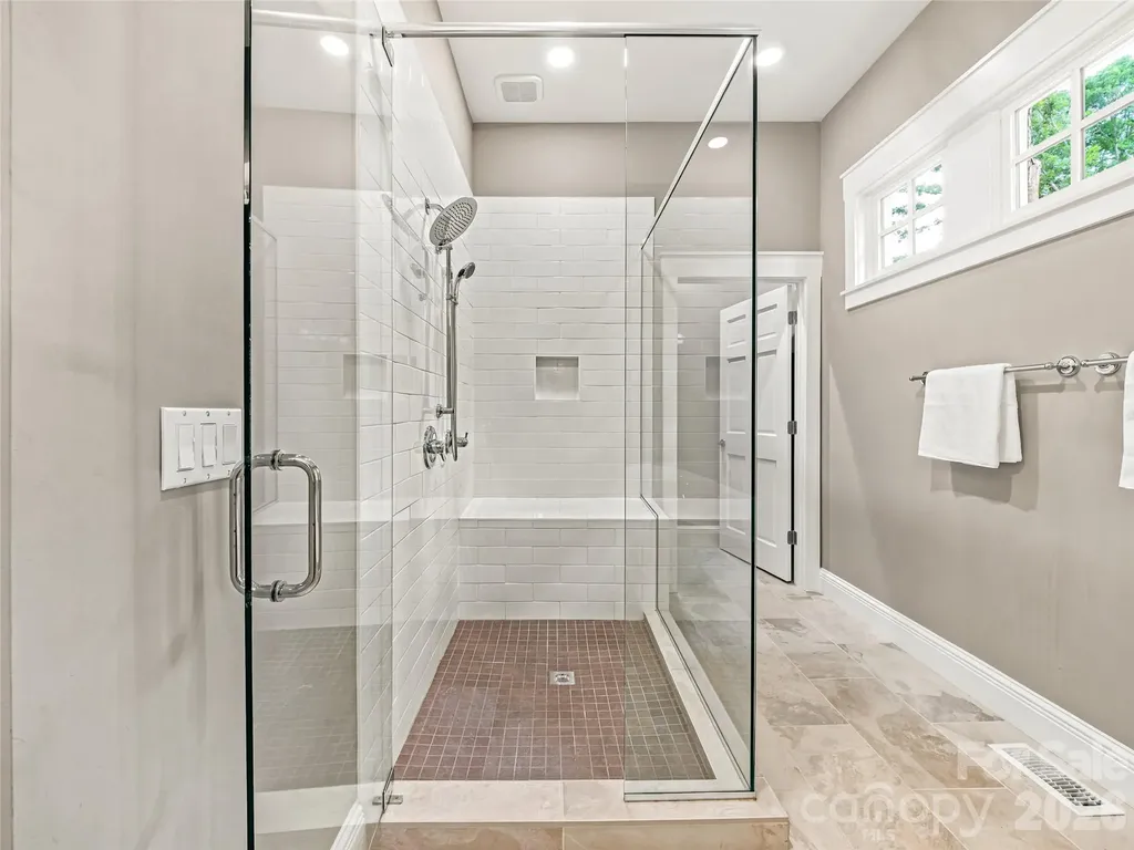 1 Cedar Chine Drive Asheville NC 28803
