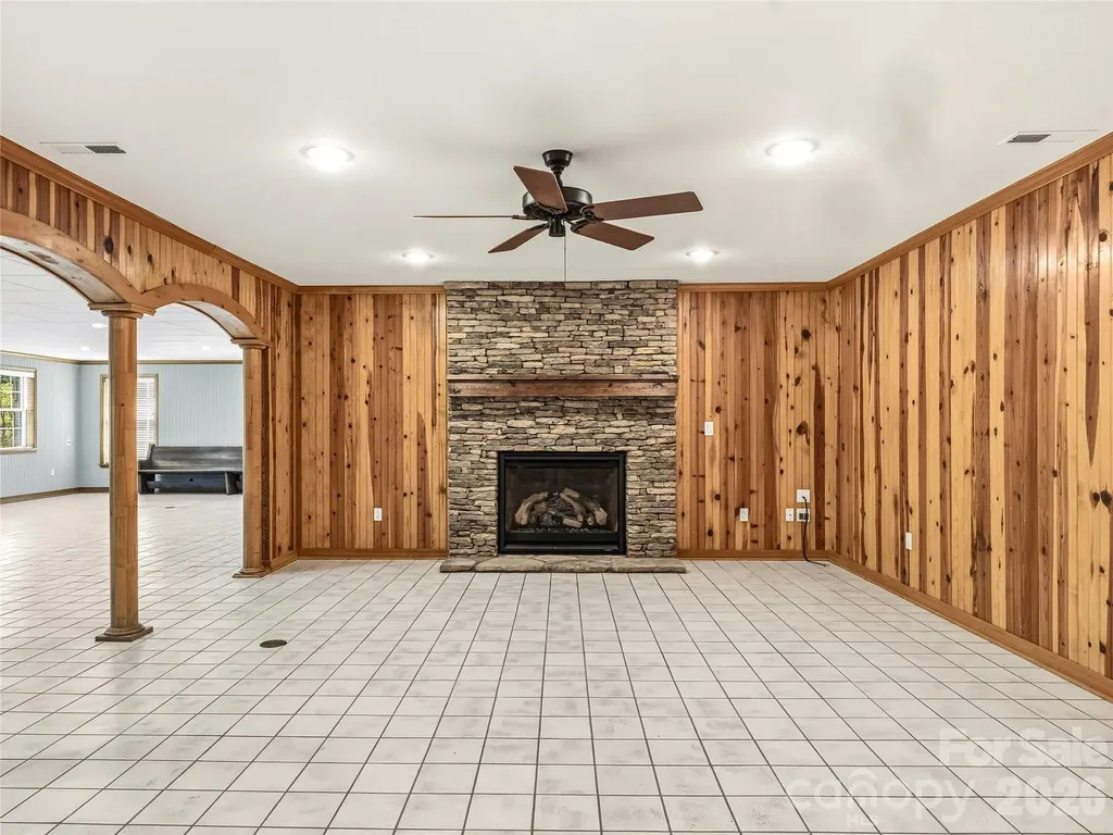 1 Cedar Chine Drive Asheville NC 28803