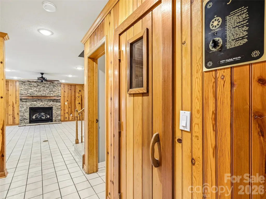 1 Cedar Chine Drive Asheville NC 28803